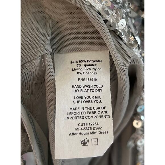 Show Me Your Mumu After Hours Mini Dress in Silver Metallic Sequins S NWT - Picture 9 of 10